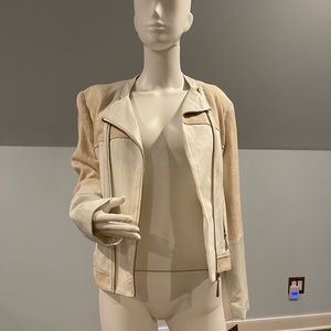 NWT! Ellen Tracy size large mixed media jacket. Cream/ivory/beige.